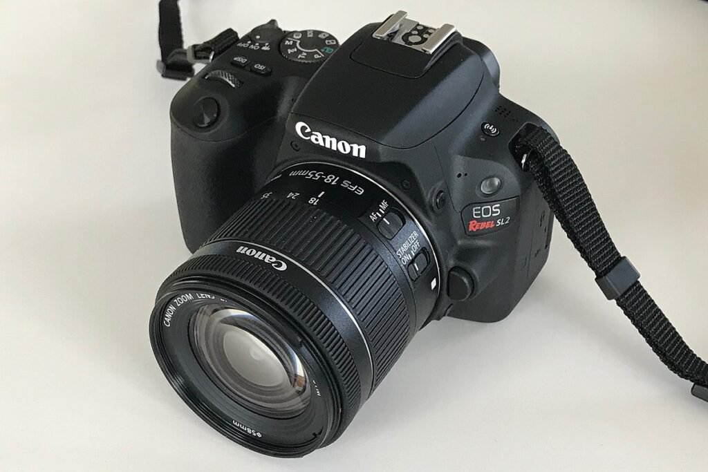 Le reflex Canon 200Dii filme-t-il des vidéos en Full HD 1080p ?